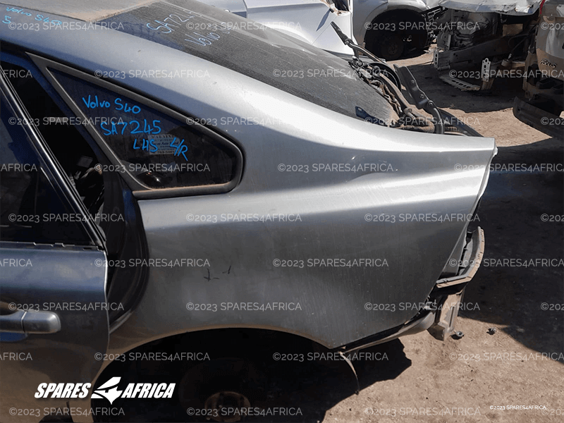 VOLVO S40 2005 LEFT REAR FENDER