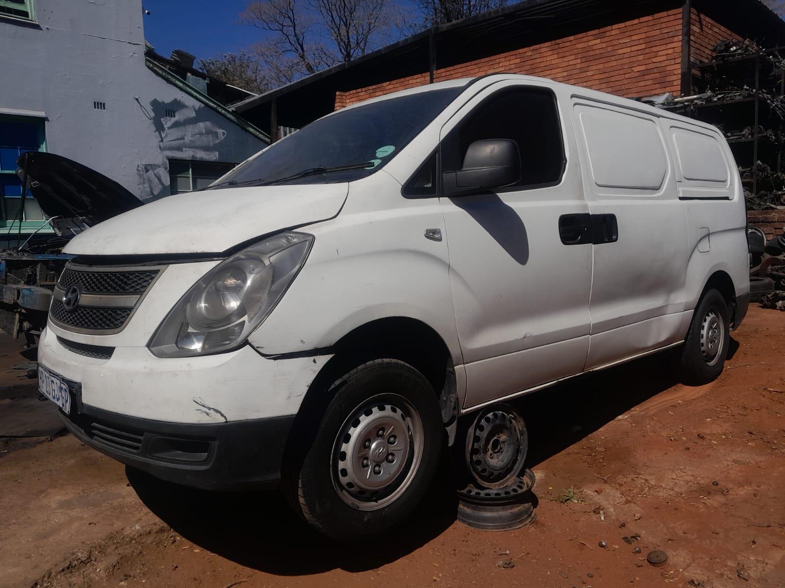 H100 Van 97 A Venda Olx H100 Camper Van Hyundai H100 Hyundai Van